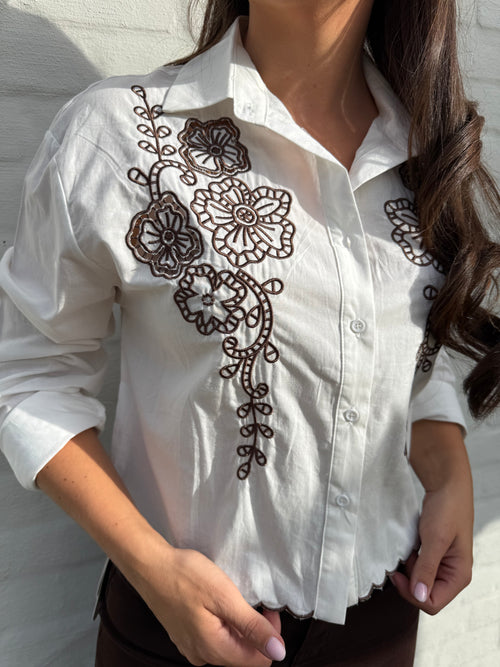 Broderie Blouse Brown